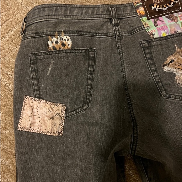 Leopard Ripped Jeans - Picture 6 of 14